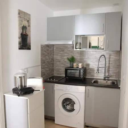 Castillo Apartment- Puerta Del Sol 245